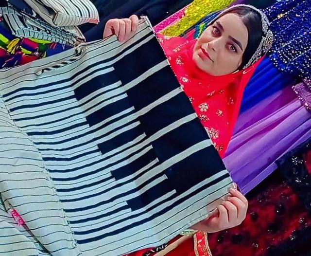 از دل ایل تا شورای جهانی صنایعدستی/ الیگودرز نامزد شهر جهانی چوقا بافی