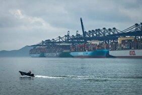 وال‌استریت ژورنال: نیرو‌های آمریکایی ماه گذشته میلادی، به یک کشتی باری که از چین به سوی ایران در حرکت بود حمله کردند