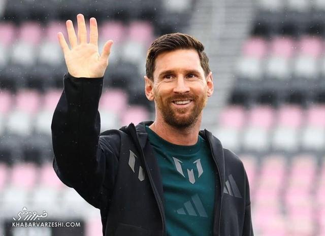 ویدیو| غوغای هندی‌ها برای ورود لیونل مسی/ لحظه‌شماری در فرودگاه کلکته هند