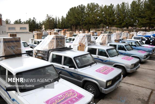 مراسم اهدای ۲۲۰ سری جهیزیه در بیرجند