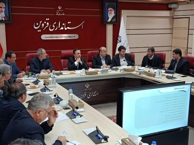 استاندار قزوین: ساخت کتابخانه بدون کتابخوان مشکلی را حل نمی‌کند