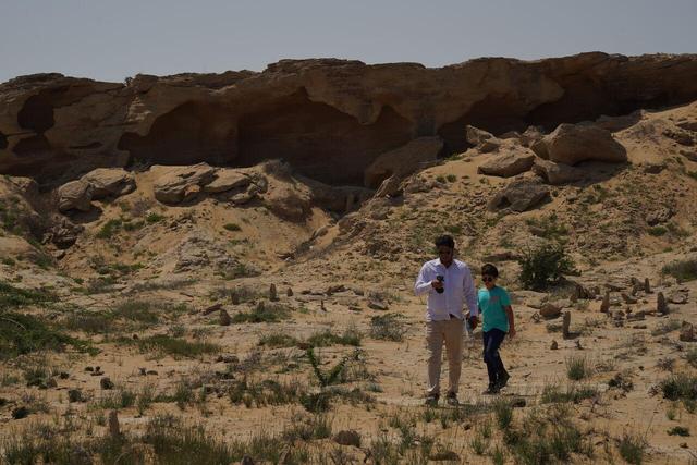 طنین صدای قمرالملوک وزیر، تیمورتاش و فروغی در یک مستند