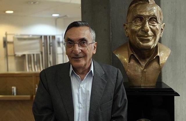 پیامهای تسلیت برای درگذشت کامران فانی/ یادش در هر کتابخانهای زنده خواهد ماند