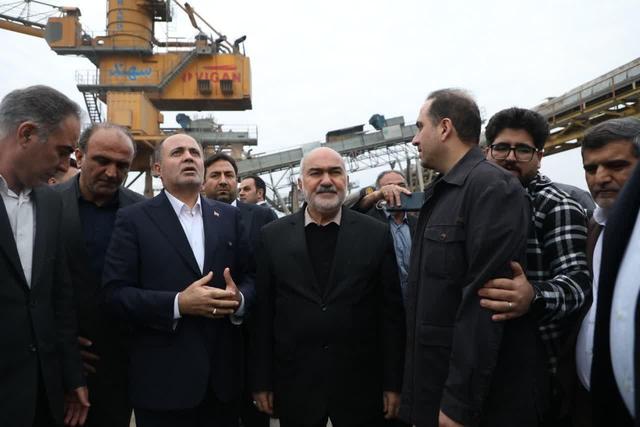 وزیر جهاد کشاورزی: روند ترخیص کالاهای اساسی در بندر امام بهبود پیداکرده است