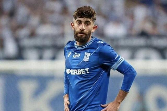 قصه تکراری پرسپولیس و استقلال در فصل نقلوانتقالات؛ آقای لژیونر به ایران میآید؟