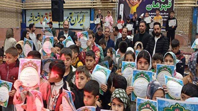 گزارش تصویری از زور آزمایی کودکان قوی در دیزج دیز خوی