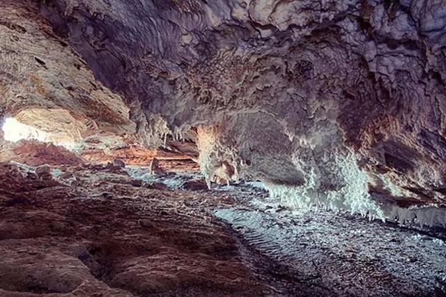 موی اجنه در غارهای نمکی! +فیلم