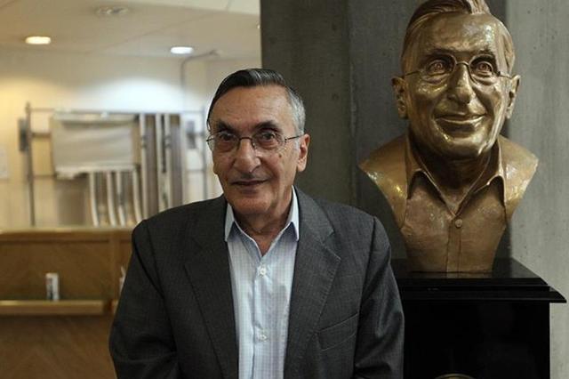 مشکل خاکسپاری کامران فانی حل شد