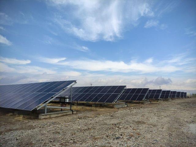 بازدید آموزشی فراگیران جهاد دانشگاهی صنعتی شریف از نیروگاه خورشیدی اراک