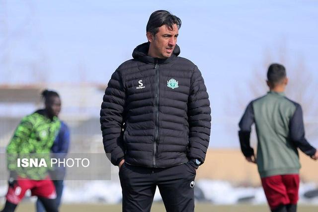 رحمتی: بازیکنانم برای غرور یک قوم می‌جنگند