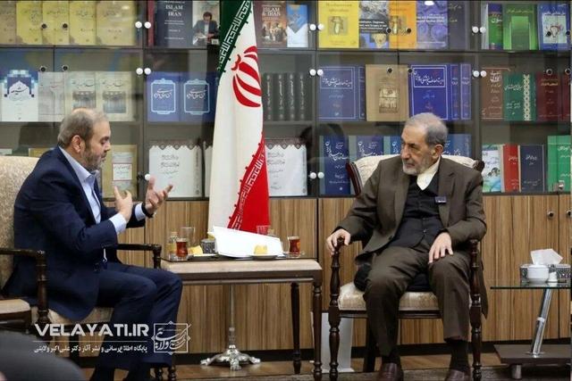 ولایتی: ایران با قاطعیت از حزبالله بهعنوان ستون اصلی جبهه مقاومت حمایت میکند