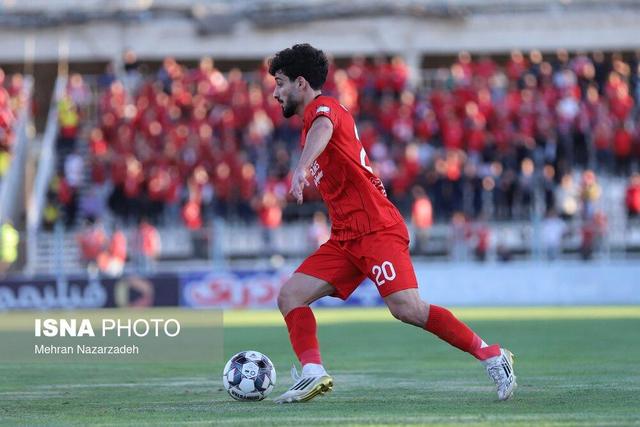 ادامه انتقادها به چمنهای لیگ برتر/ هاشمنژاد: امیدوارم برای بازی با پرسپولیس فکری شود