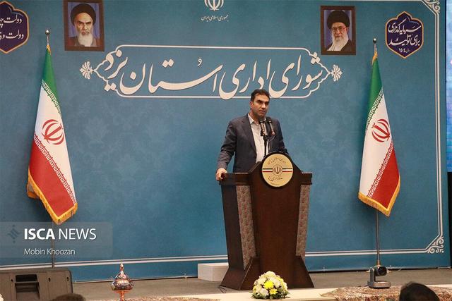 آلودگی و فشار بر منابع، بهای اشتغالزایی بیبرنامه در یزد است