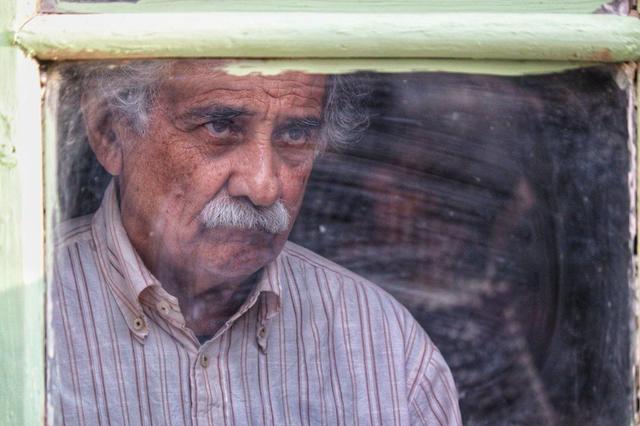 روایتی انسانی از جهان زحمتکشان نارنجیپوش