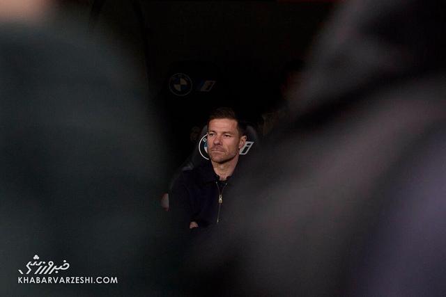 ویدیو| هواداران بارسلونا ژابی آلونسو را مسخره کردند!