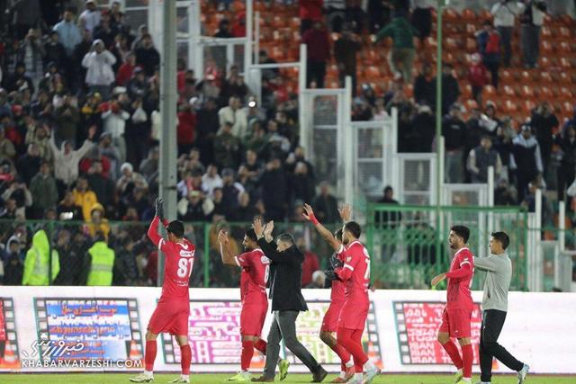 اوسمار ترکیبی زد، پرسپولیس گربه سیاهش را برد