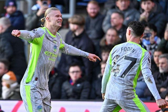 کریستال پالاس ۰ - منچسترسیتی ۳/ سیتیزنها با فیل و بچهغول سایه به سایه توپچیها