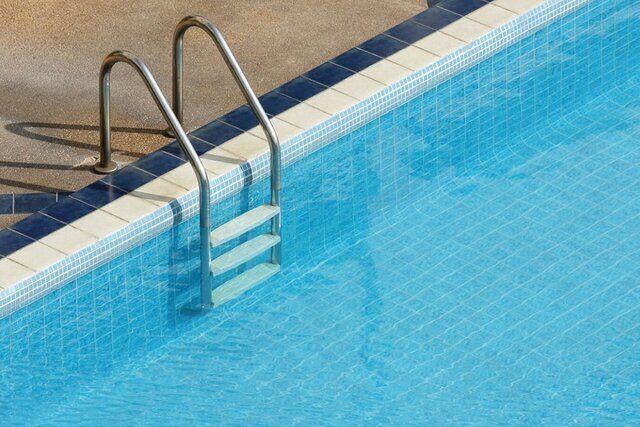 جلوگیری از مصرف آب شرب در استخرها؛ نظارت‌های وزارت بهداشت بر سلامت آب زیر ذره‌بین