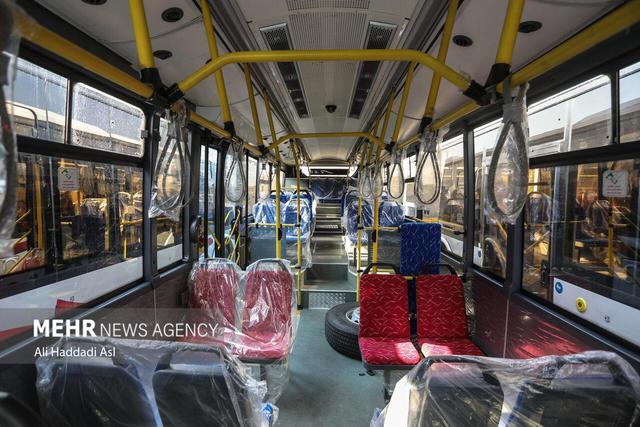 ورود ۳۵ اتوبوس دوکابین جدید به خطوط تندرو تهران