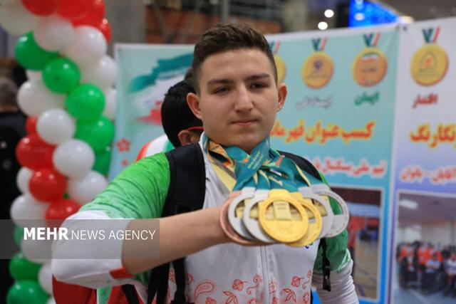 دومین گروه کاروان پارآسیایی جوانان به ایران برگشت