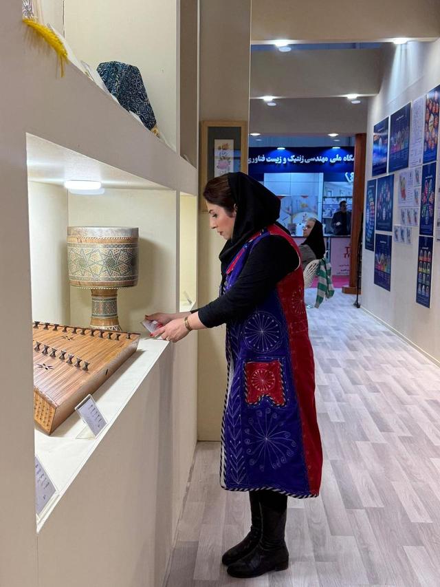 هنرهای سنتی آثاری تکنسخه، مفهومی و پژوهشمحور هستند