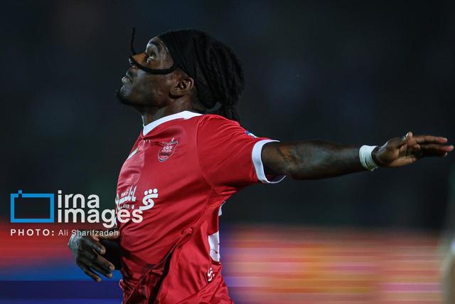 فیلم/ پای بیفوما به گلزنی برای پرسپولیس باز شد