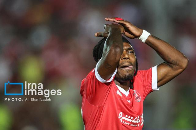 بیفوما: خوشحالم گل زدم، اما بُرد پرسپولیس مهمتر بود