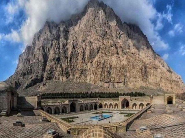 معرفی جاذبههای گردشگری کرمانشاه برای مسافران