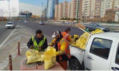 جای گذاری کیسههای شن و نمک در معابر شمالغرب تهران