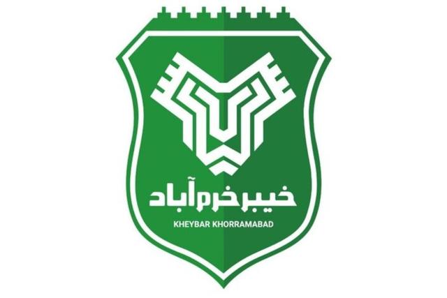 باشگاه خیبر از داور بازی با استقلال شکایت کرد