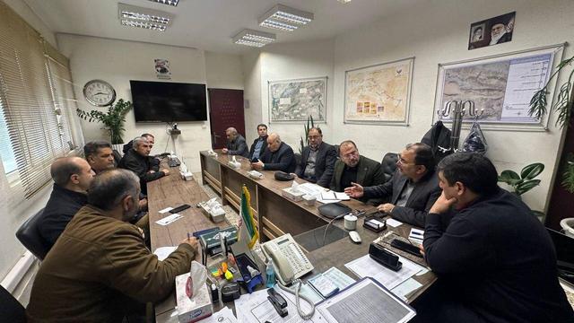 پاکمهر: ضرورت تسریع در اجرای پروژههای نیمهتمام و کاهش تنش آبی در حوزه انتخابیه/ بررسی چالشهای پیش روی فعالان حوزه پیمانکاری