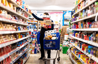 لزوم اجرای عدالت و افزایش رضایت عمومی در توسعه فروشگاههای زنجیرهای