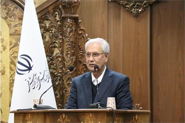 شعر عامل ماندگاری ایران و تقویت فرهنگ مقاومت است