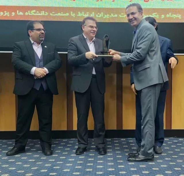 درخشش دانشگاه تبریز در هفته پژوهش و فناوری با کسب سه عنوان برگزیده ملی در حوزه پژوهش