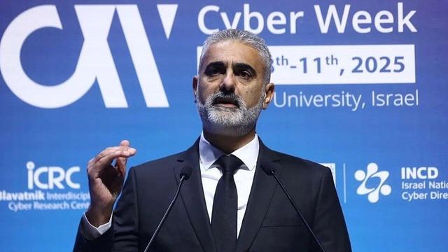 مقام اسرائیلی: نخستین جنگ سایبری تمامعیار به زودی در خاورمیانه رخ میدهد / یک کلیک میتواند یک کشور را زمینگیر کند/جنگ آخرالزمانی در راه است؟