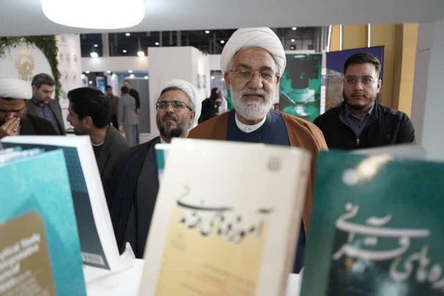 تقدیر مدیر حوزه علمیه خراسان از فعالیتهای پژوهشی دانشگاه علوم اسلامی رضوی