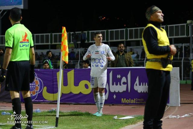 یاسر آسانی: فوتبال است، نه جنگ/ روزبه و رامین بازیکن تیم ملی هستند و این خوب نیست