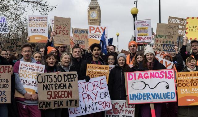 پزشکان در اوج بحران «ابرآنفلوانزا» دست از کار میکشند