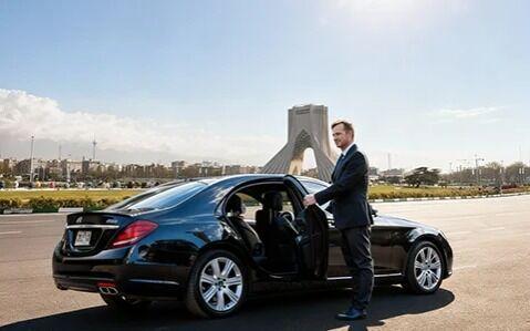 چرا اجاره خودرو با راننده در سال 1404 افزایش یافته است؟