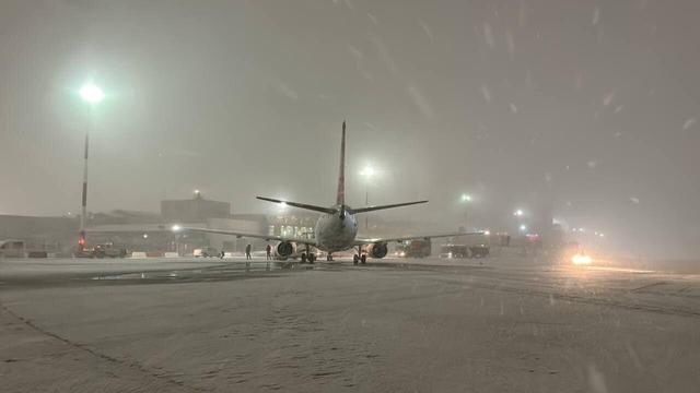 هشدار فرودگاه مشهد در پی پیش‌بینی بارش سنگین برف