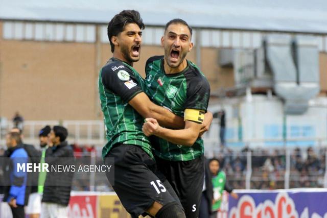 لیگ برتر فوتبال - خیبر خرمآباد و استقلال تهران