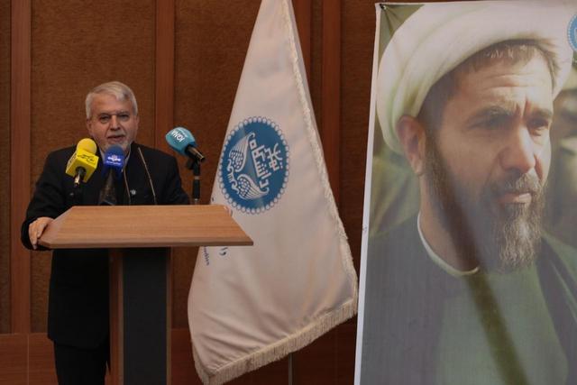 انسانسازی، ریل اصلی توسعه ایران است/ بدون فرهنگ، نه توسعه داریم و نه انسجام اجتماعی/ نواندیشی دینی با عقلانیت و گفتوگو جامعه را همراه خود کرد