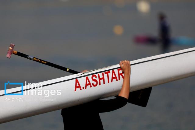 مربی تیم ملی آبهای آرام:سرمربی اوکراینی در مرحله آزمون و خطاست/قایقرانان به حدنصاب نرسیدند