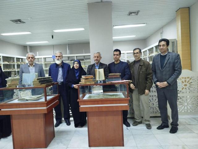 اهدای ۳۴۴ جلد کتاب وسند تاریخی به کتابخانه مرکزی ارومیه/آذربایجان‌غربی فاقد مرکز اسناد است