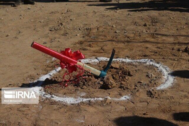 عملیات ساخت همراه سرای بیماران بیمارستان خورموج آغاز شد