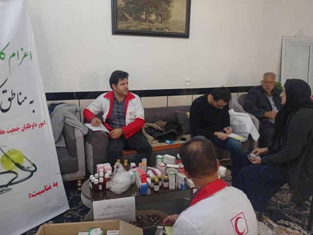 فیلم | اعزام کاروان سلامت هلال‌احمر به روستاهای کم‌برخوردار گیلانغرب
