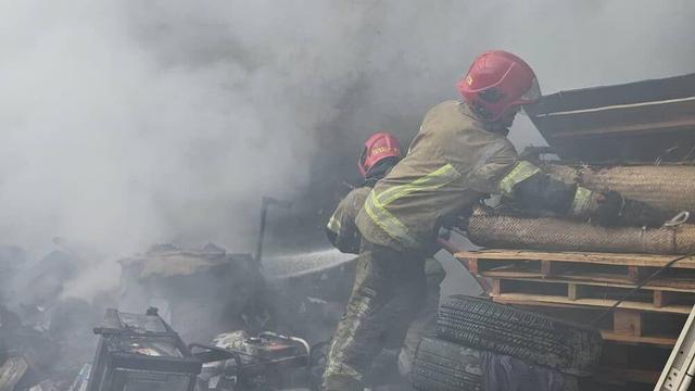 حادثه گازگرفتگی در شهرک صنعتی دولتآباد اصفهان ۹ کارگر را به کام مرگ کشاند