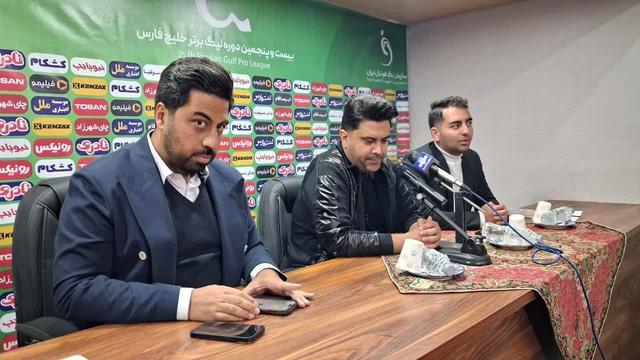 اخباری: چادرملو مقابل استقلال خوزستان بابرنامه بود/ لزوم حفظ چمن شهیدنصیری یزد