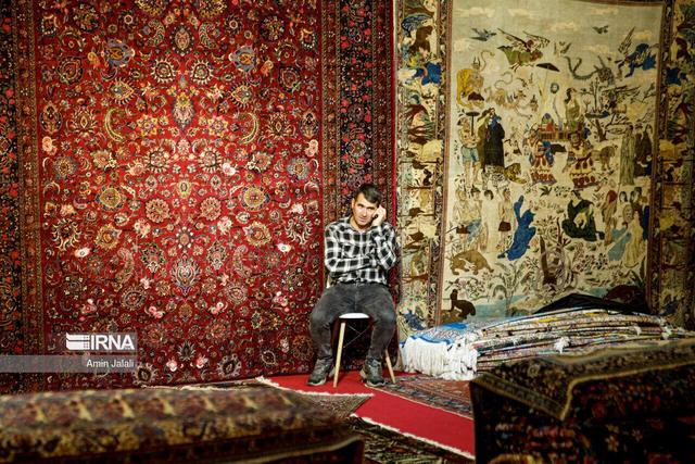 شانزدهمین نمایشگاه فرش دستباف مشهد گشایش یافت