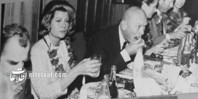 بازیگر مشهور هالیوود در تهران چلوکباب خورد و از اصفهان گز سوغاتی برد! +عکس